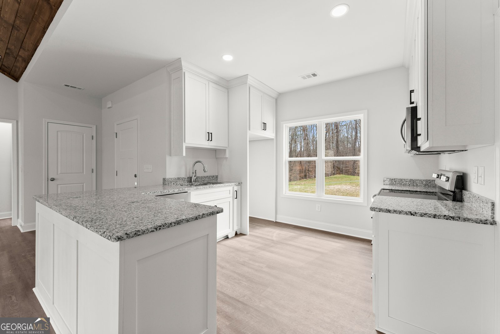 51 Hawks Ridge Court Cleveland - Photo 13