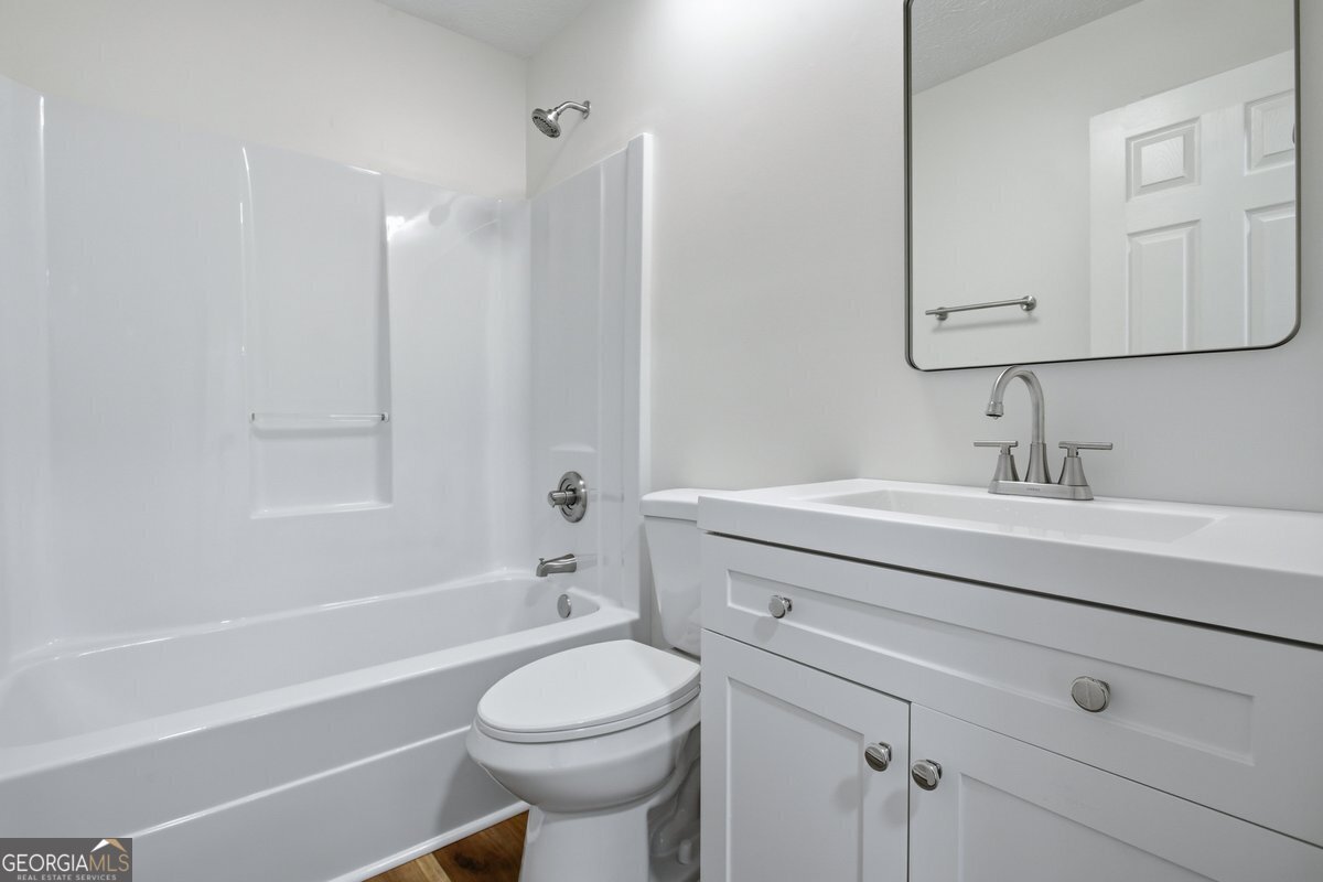 290 The Falls Boulevard Covington - Photo 32