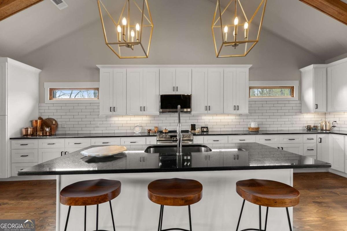 4837 Lawson Circle Gainesville - Photo 12