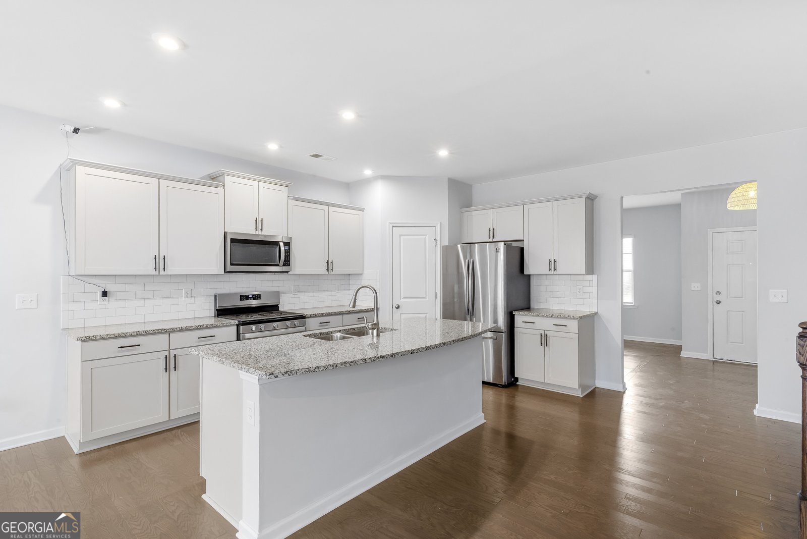 828 Royal Red Court McDonough - Photo 8