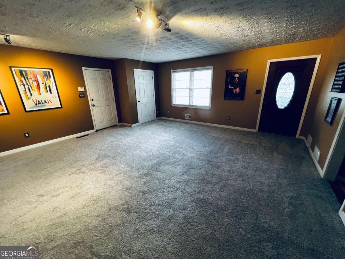 1290 Yates Avenue Austell - Photo 6