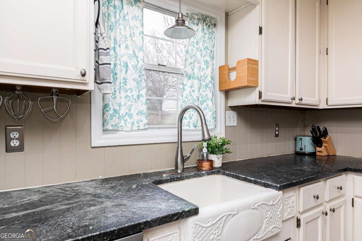 3998 Verbena Drive Kennesaw - Photo 13