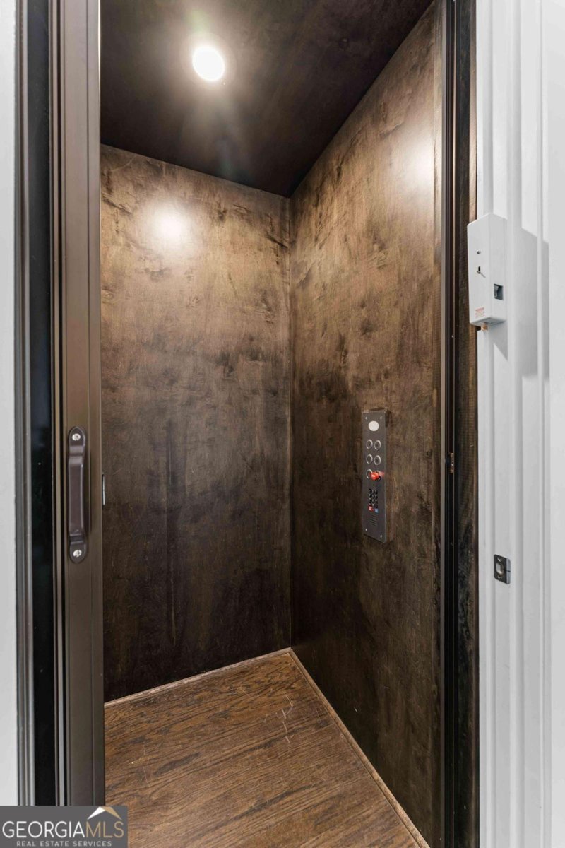 288 Heritage Lane Atlanta - Photo 11