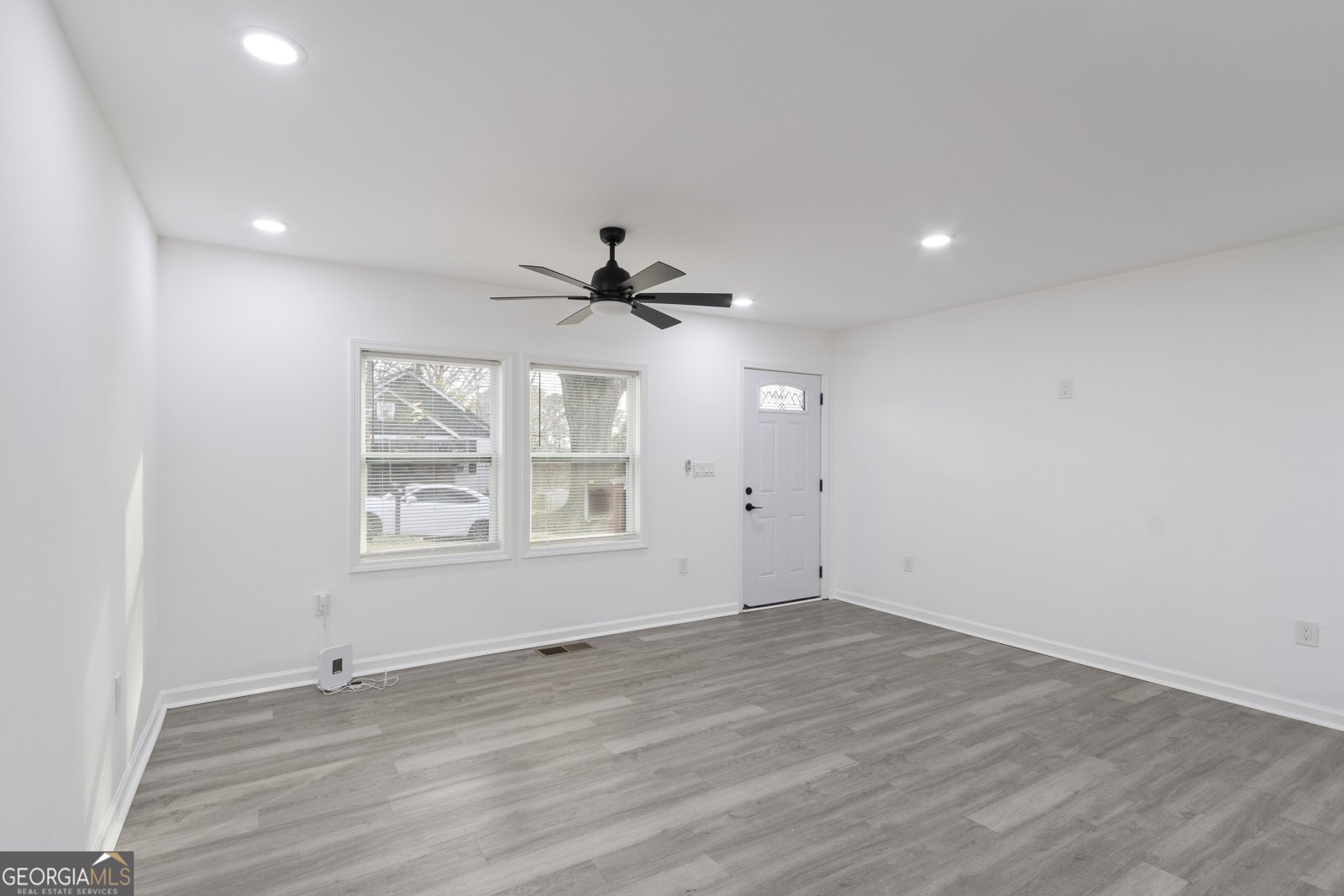 586 High Drive Forest Park - Photo 13