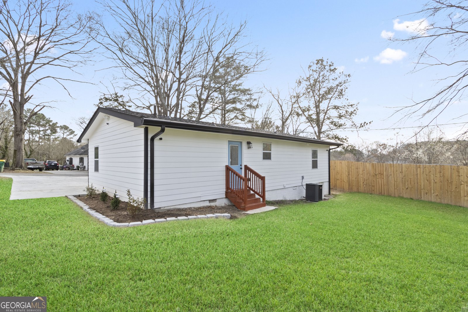 586 High Drive Forest Park - Photo 7