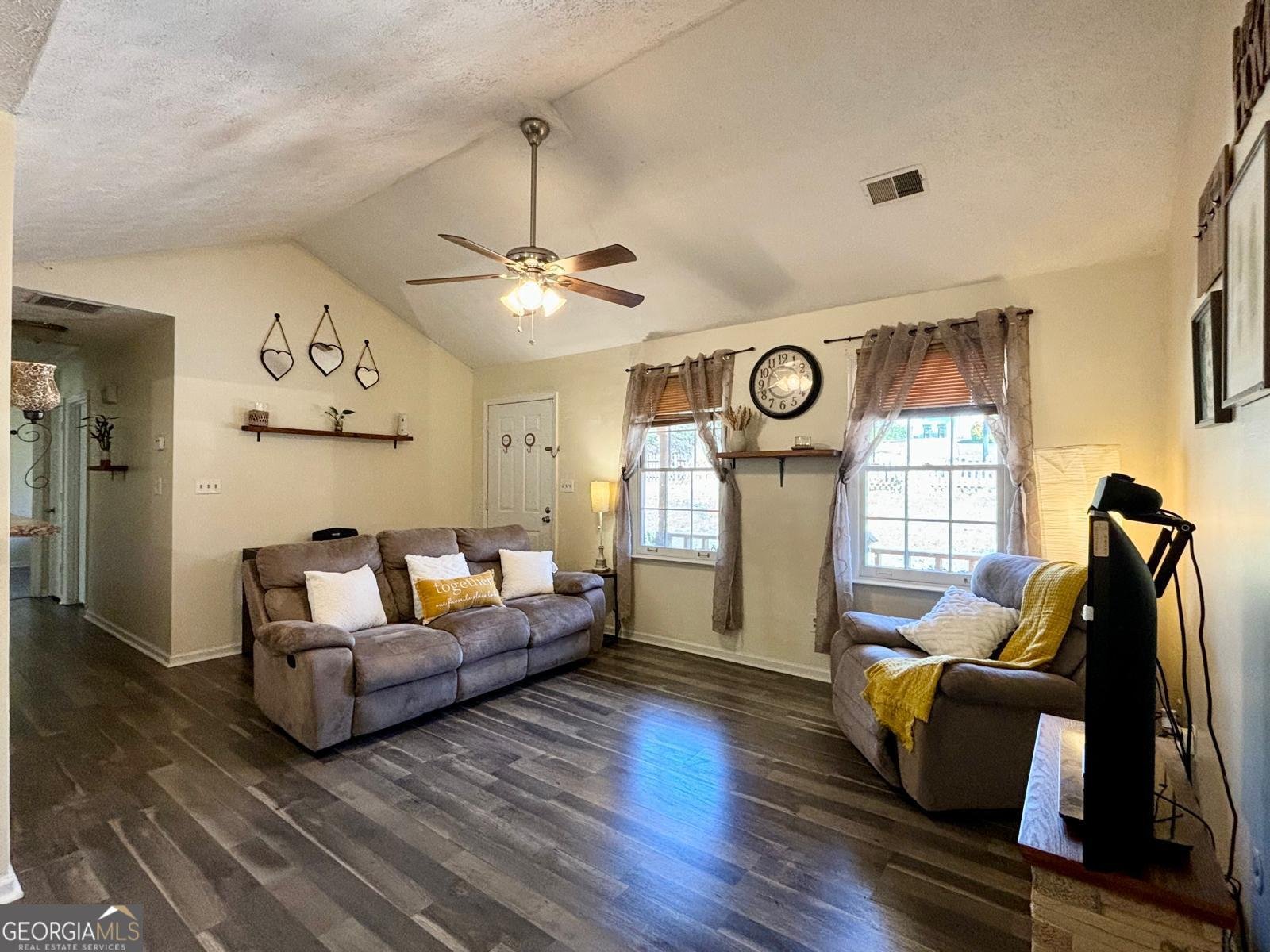 2540 Valient Drive Cumming - Photo 17