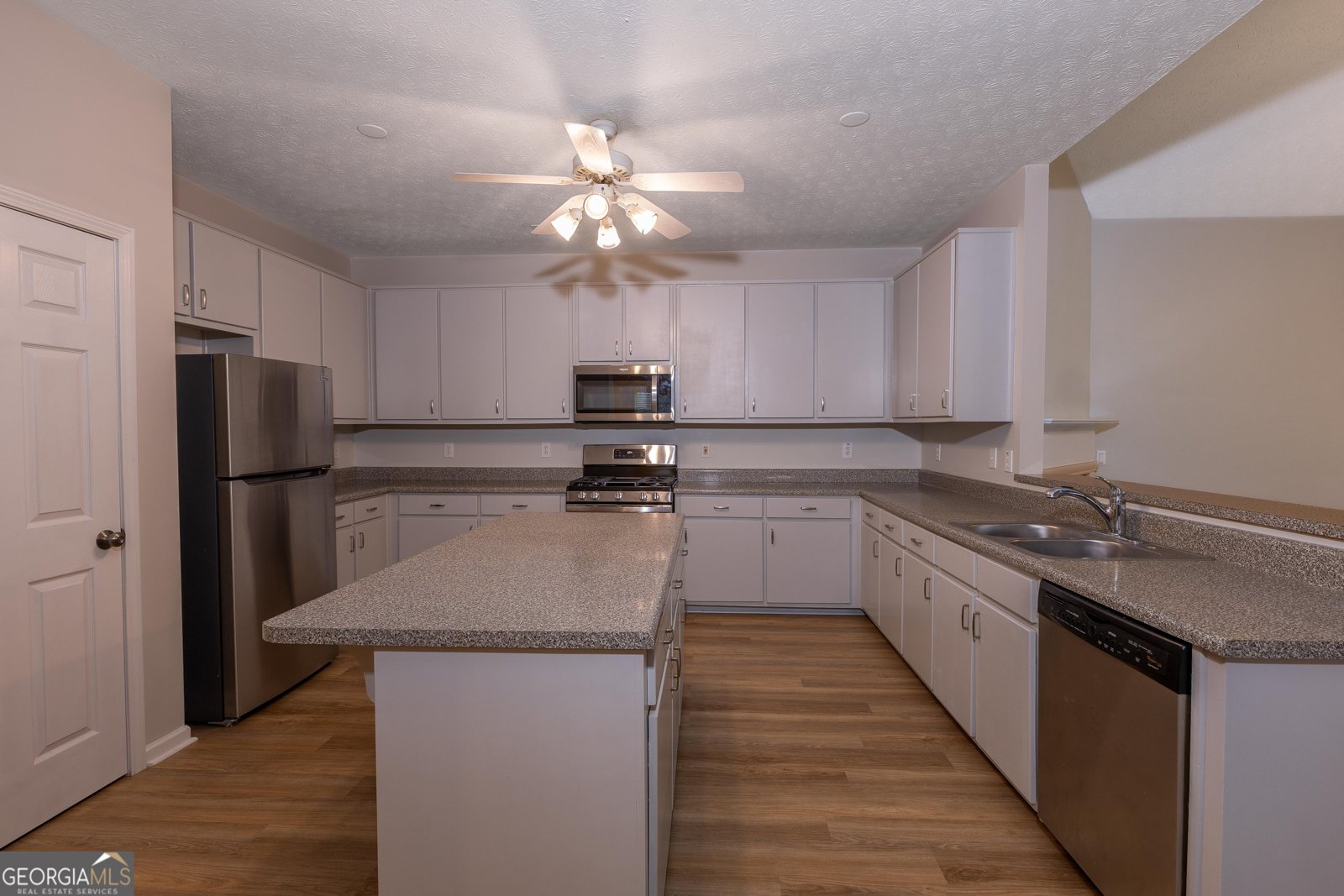 340 Emily Park Fayetteville - Photo 11