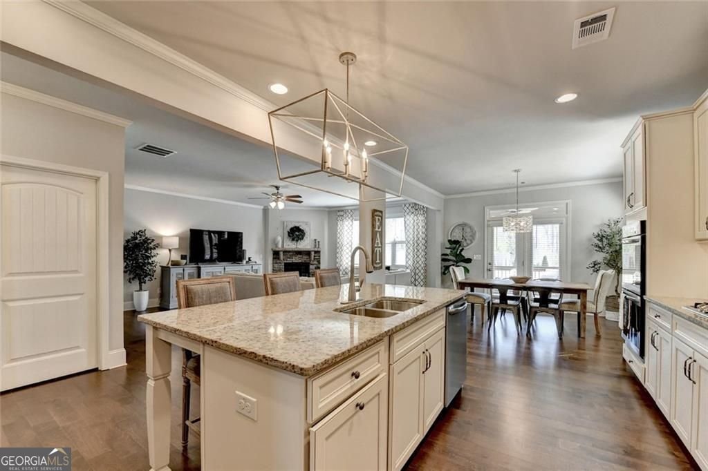 5495 Lacebark Pine Court Cumming - Photo 9