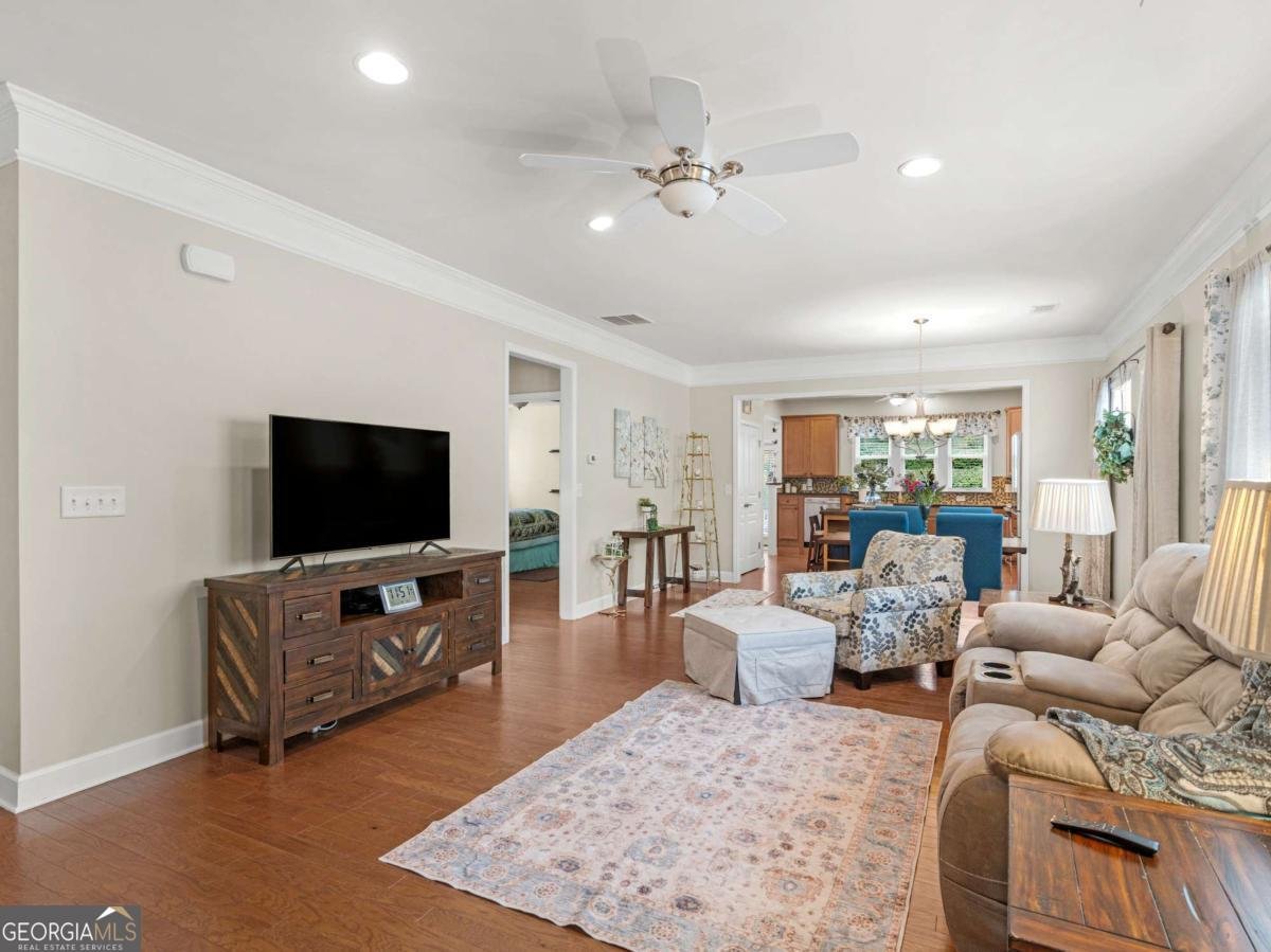 340 Sandy Springs Drive Griffin - Photo 10