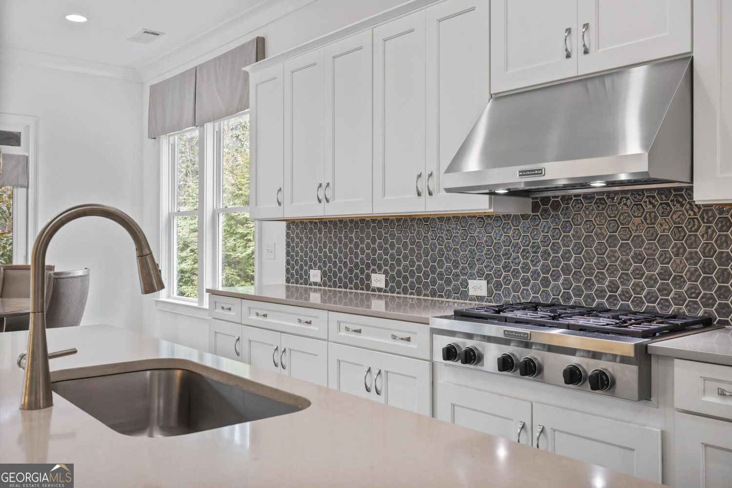 6498 Canopy Drive Sandy Springs - Photo 8