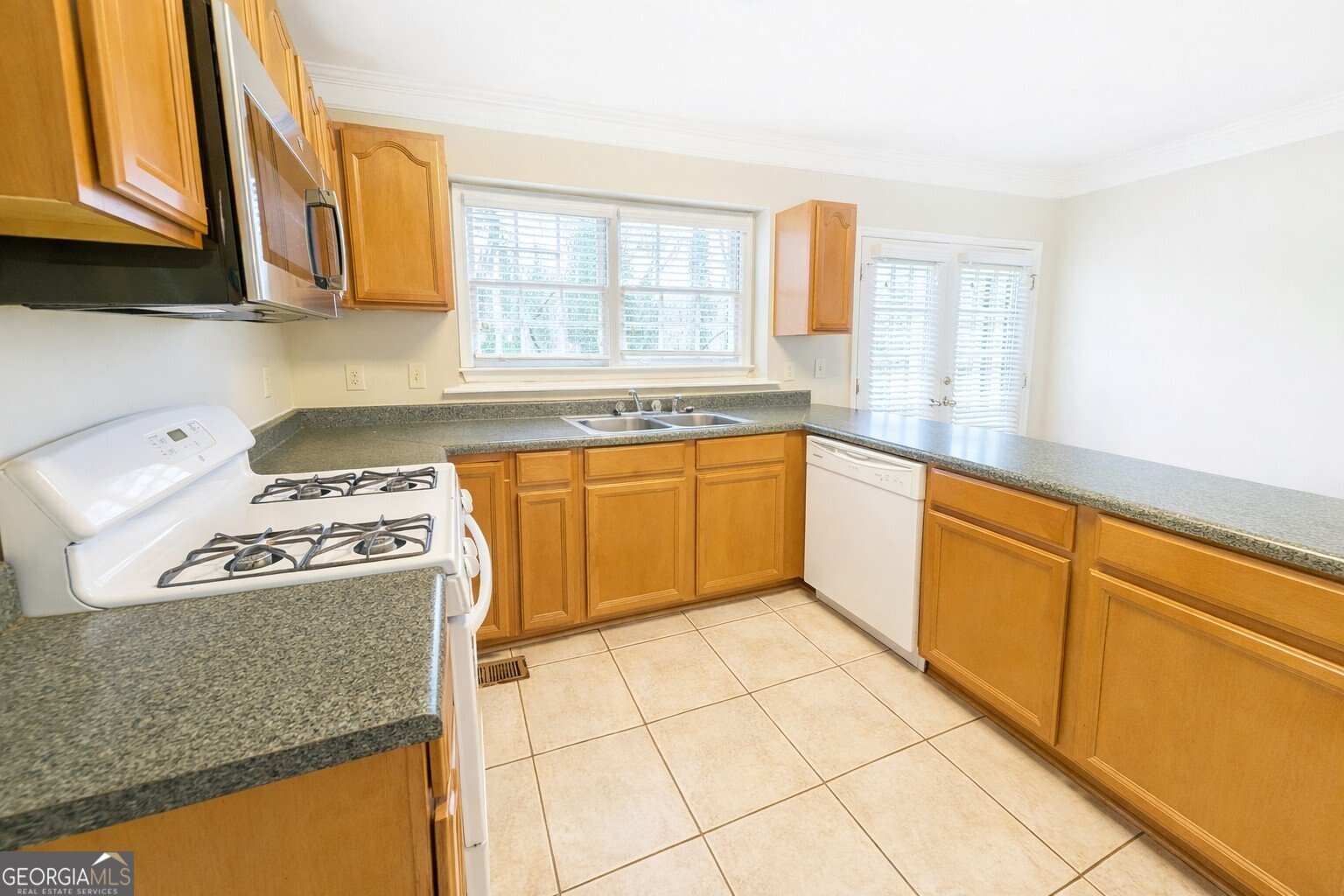 1565 Hascall Drive Marietta - Photo 13