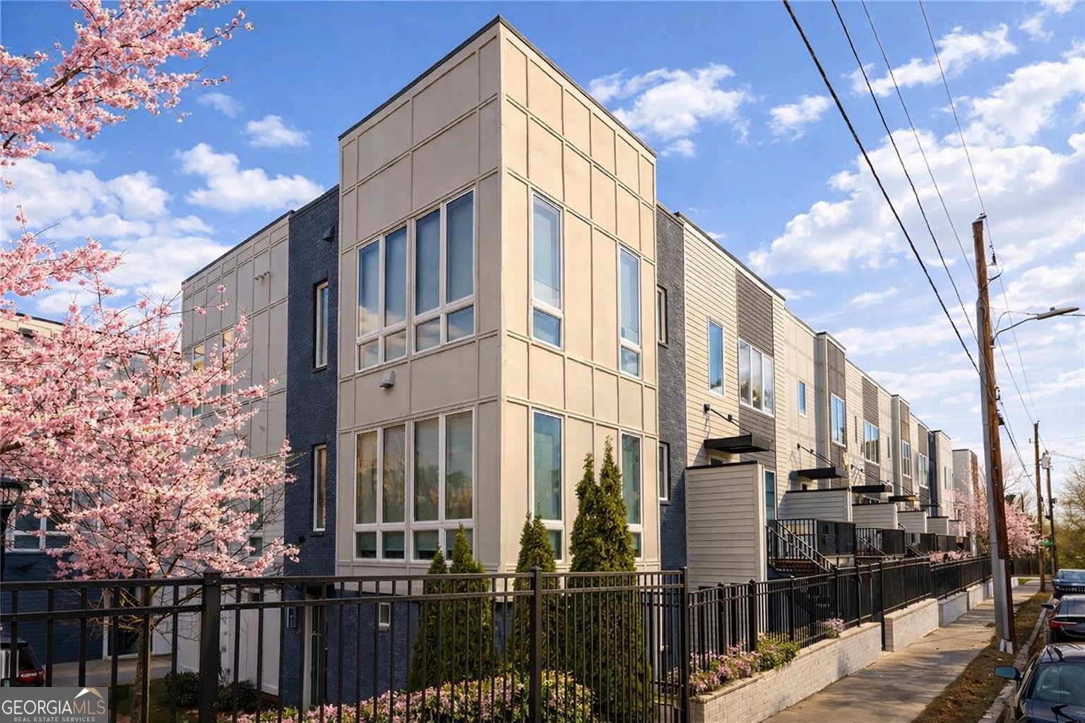 687 Banton Drives Atlanta - Photo 1