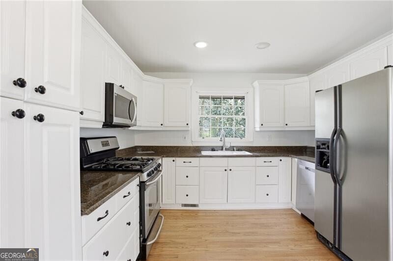 305 Brookwood Drive Marietta - Photo 6