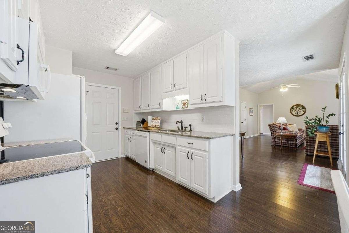 916 Elijah Way Bethlehem - Photo 12