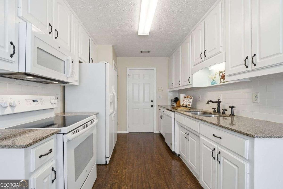 916 Elijah Way Bethlehem - Photo 13