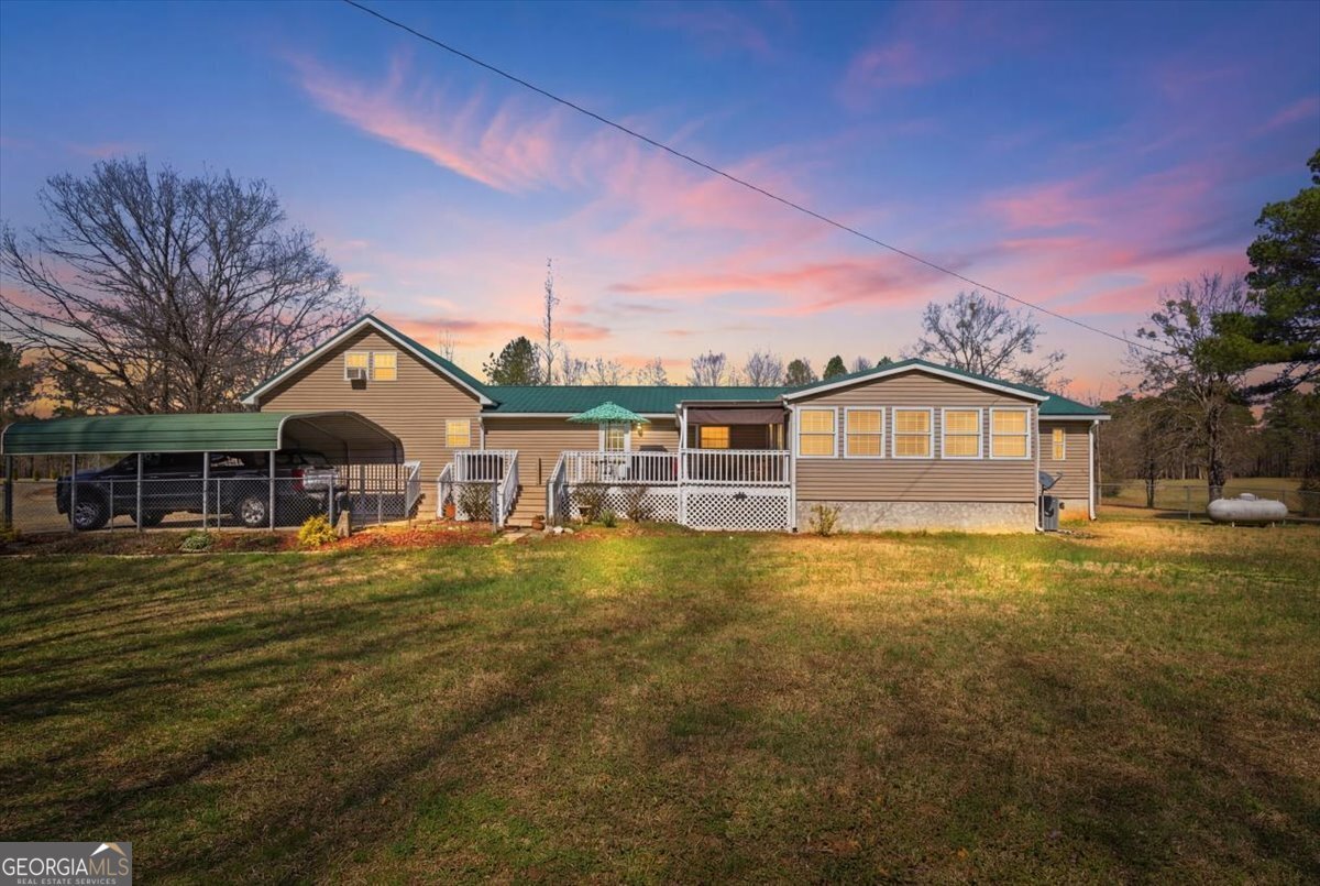 266 Payton Road Griffin - Photo 32