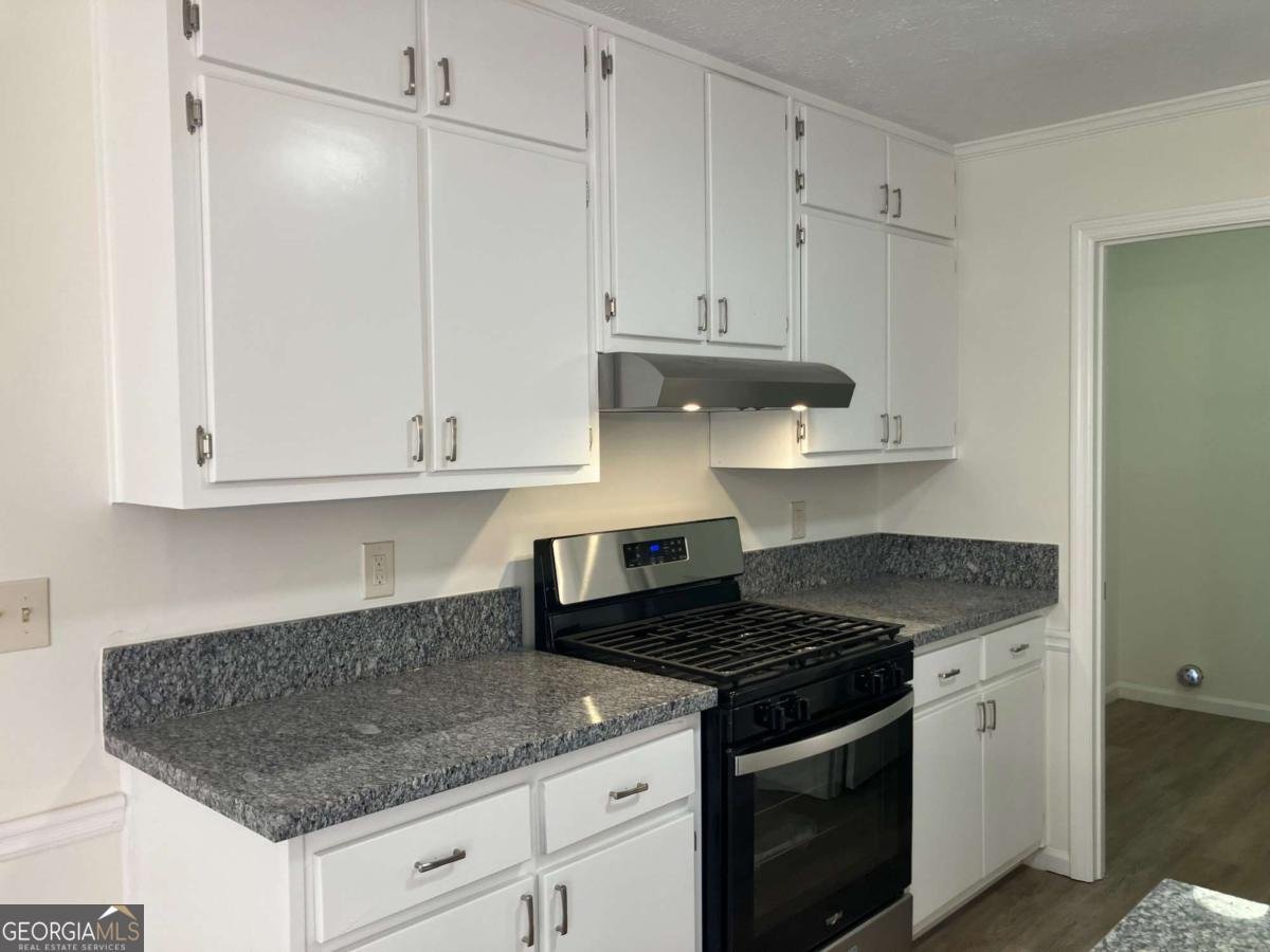 215 Brookwood Lane Fayetteville - Photo 11