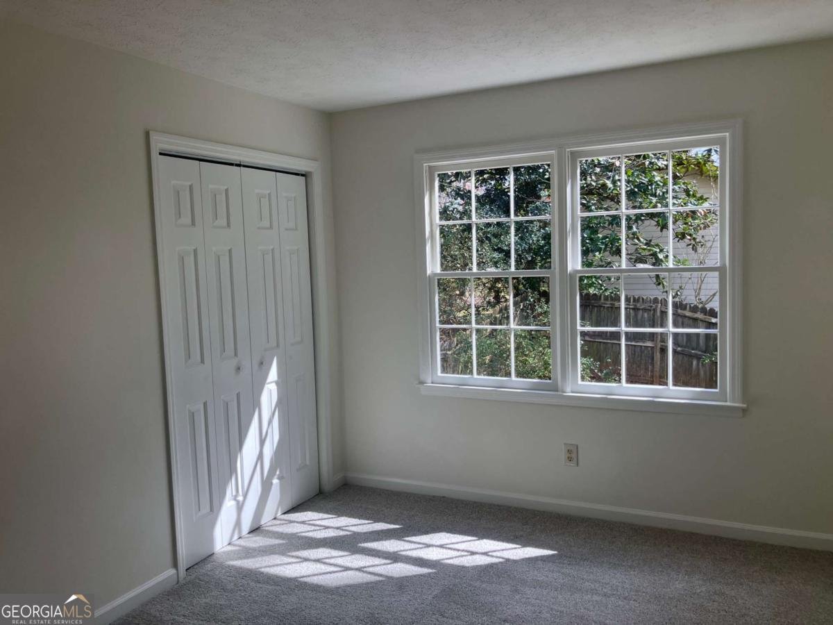 215 Brookwood Lane Fayetteville - Photo 16