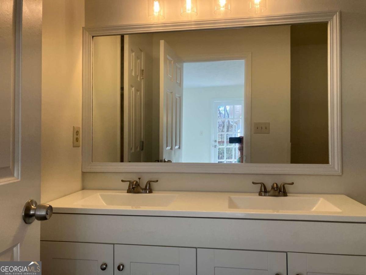 215 Brookwood Lane Fayetteville - Photo 19