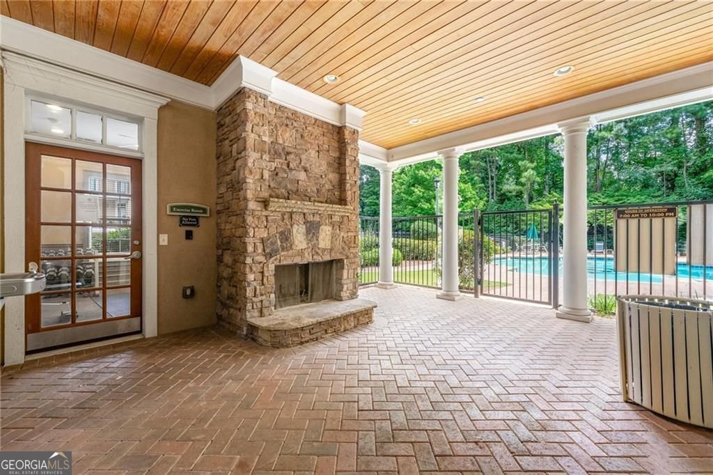 1301 Stratford Commons Decatur - Photo 16