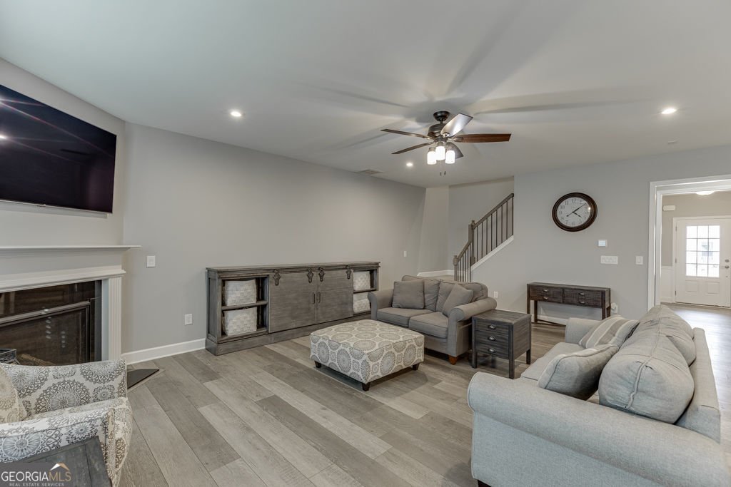 7314 Shady Tree Court Hoschton - Photo 24