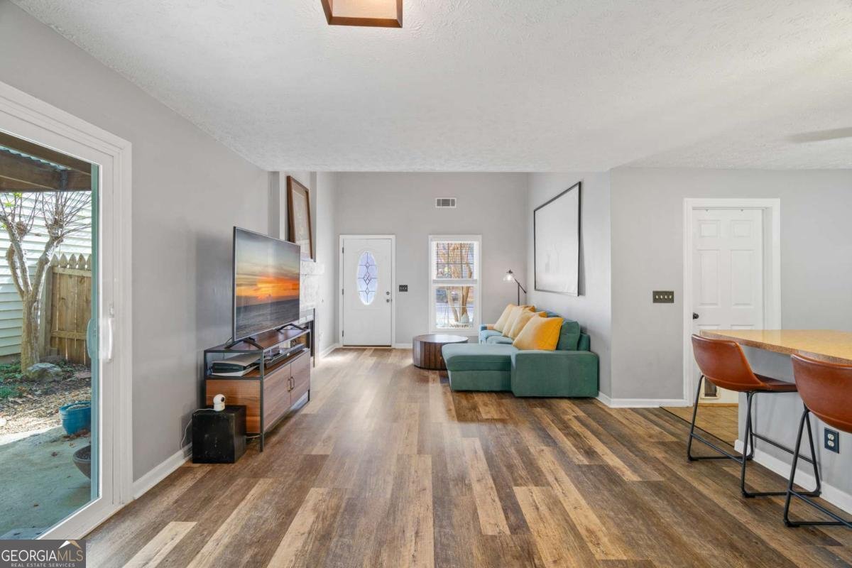 2772 Saint Charles Lane Kennesaw - Photo 12