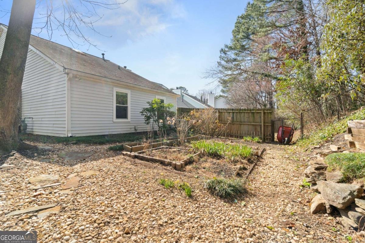 2772 Saint Charles Lane Kennesaw - Photo 39