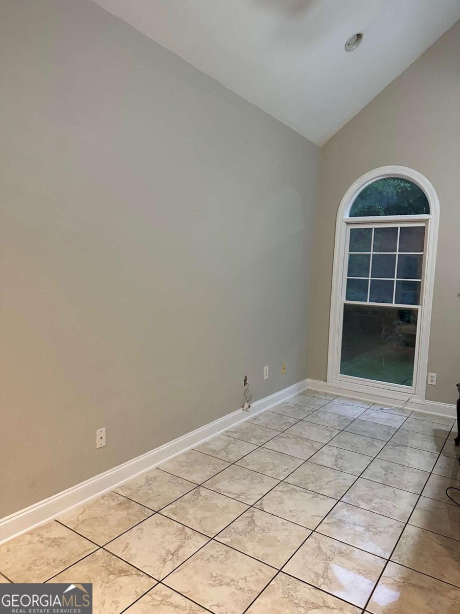 5618 Highway 212 Covington - Photo 8