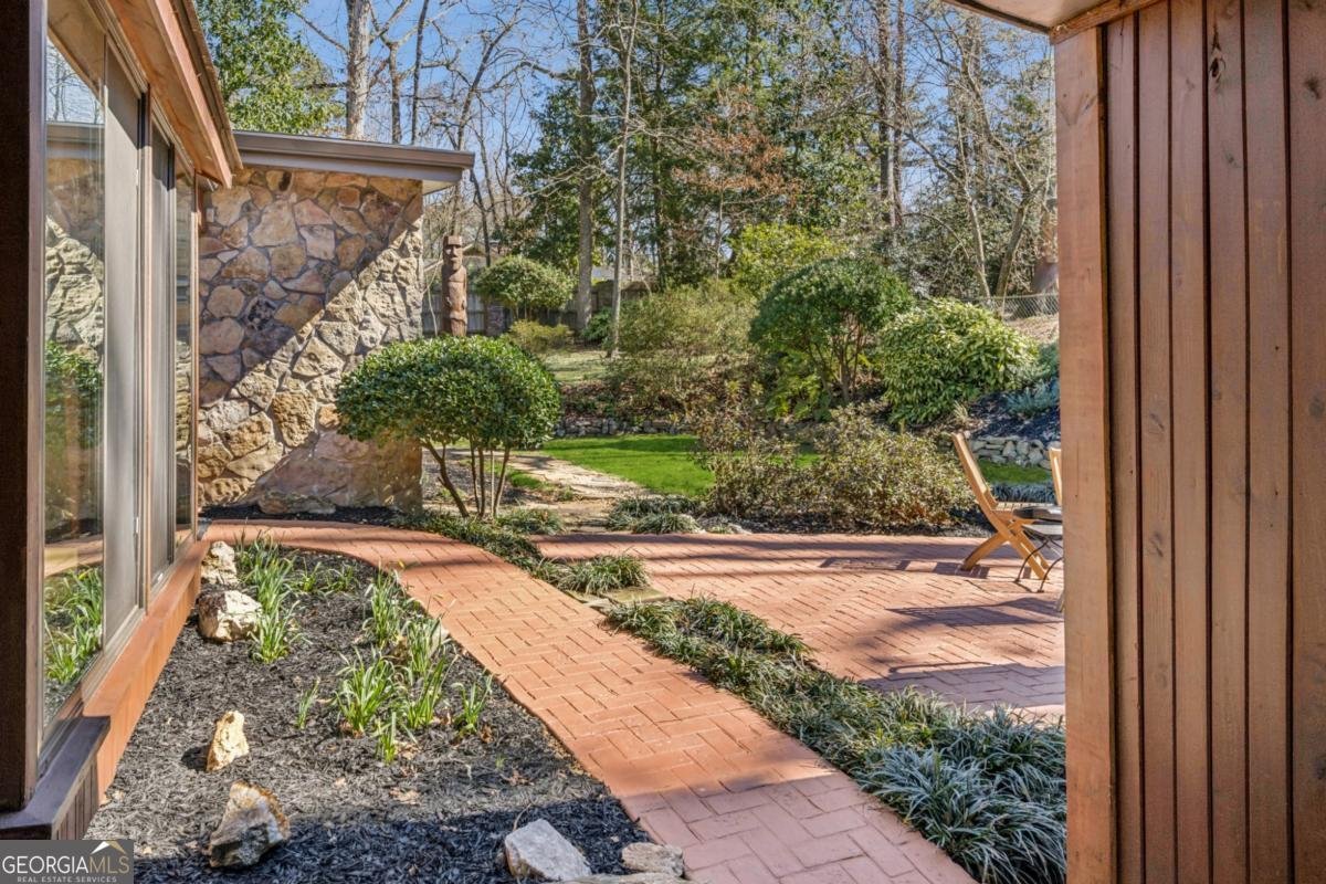 1121 Vistavia Circle Decatur - Photo 7