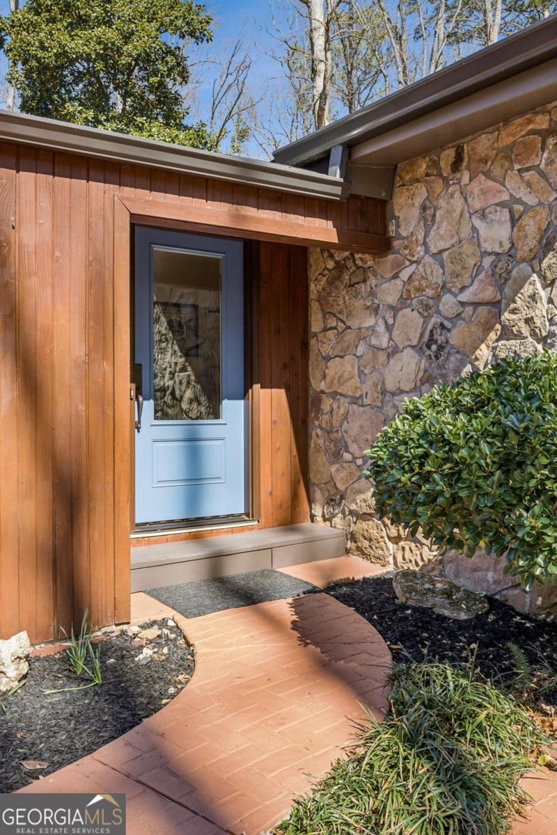 1121 Vistavia Circle Decatur - Photo 9