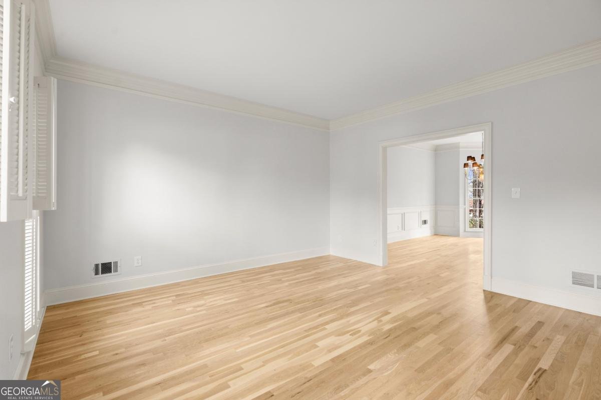 5435 Hoylake Court Johns Creek - Photo 10