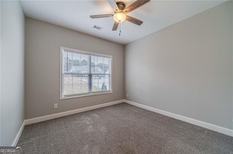 1587 Pointe South Circle Bethlehem - Photo 10