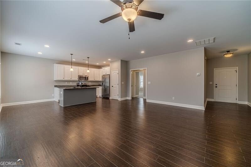 1587 Pointe South Circle Bethlehem - Photo 7