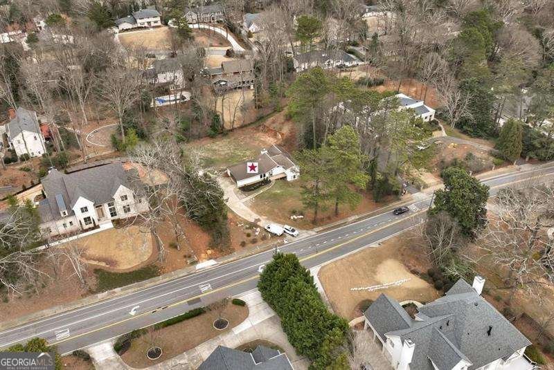 905 Heards Ferry Road Sandy Springs - Photo 1