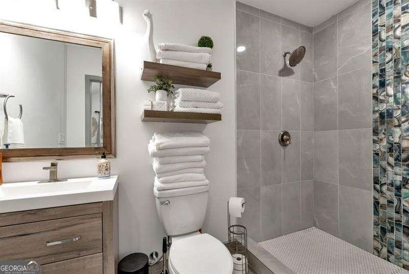 905 Heards Ferry Road Sandy Springs - Photo 11