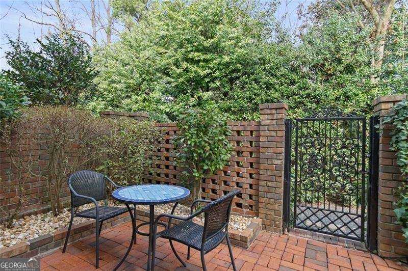 70 Old Ivy Road Atlanta - Photo 16