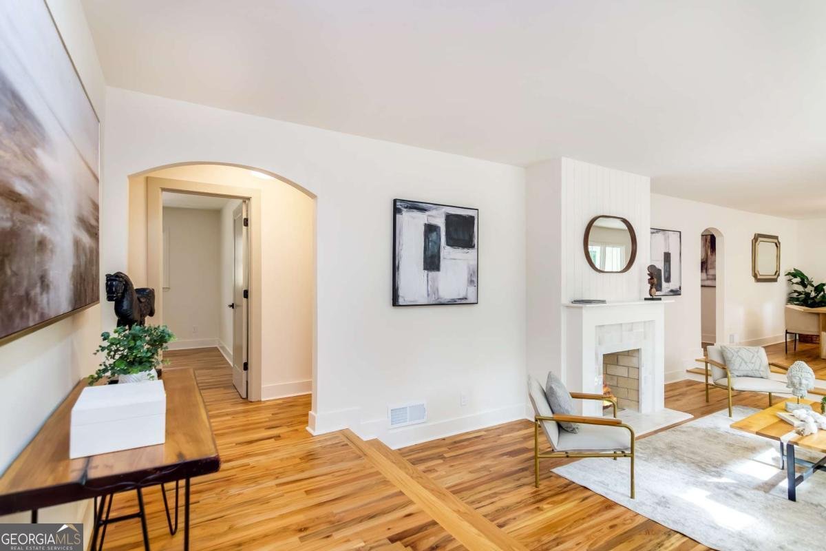 4956 Mountclaire Road Stone Mountain - Photo 6