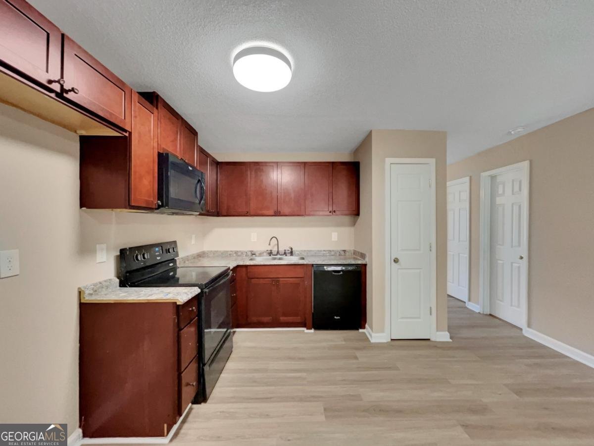 255 Big Oak Circle Athens - Photo 7