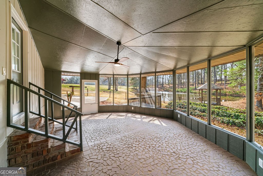 18 Holder Road Temple - Photo 33