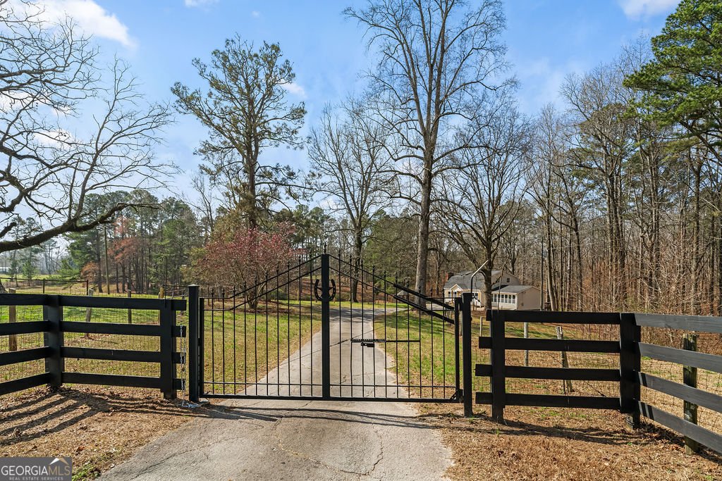 18 Holder Road Temple - Photo 43