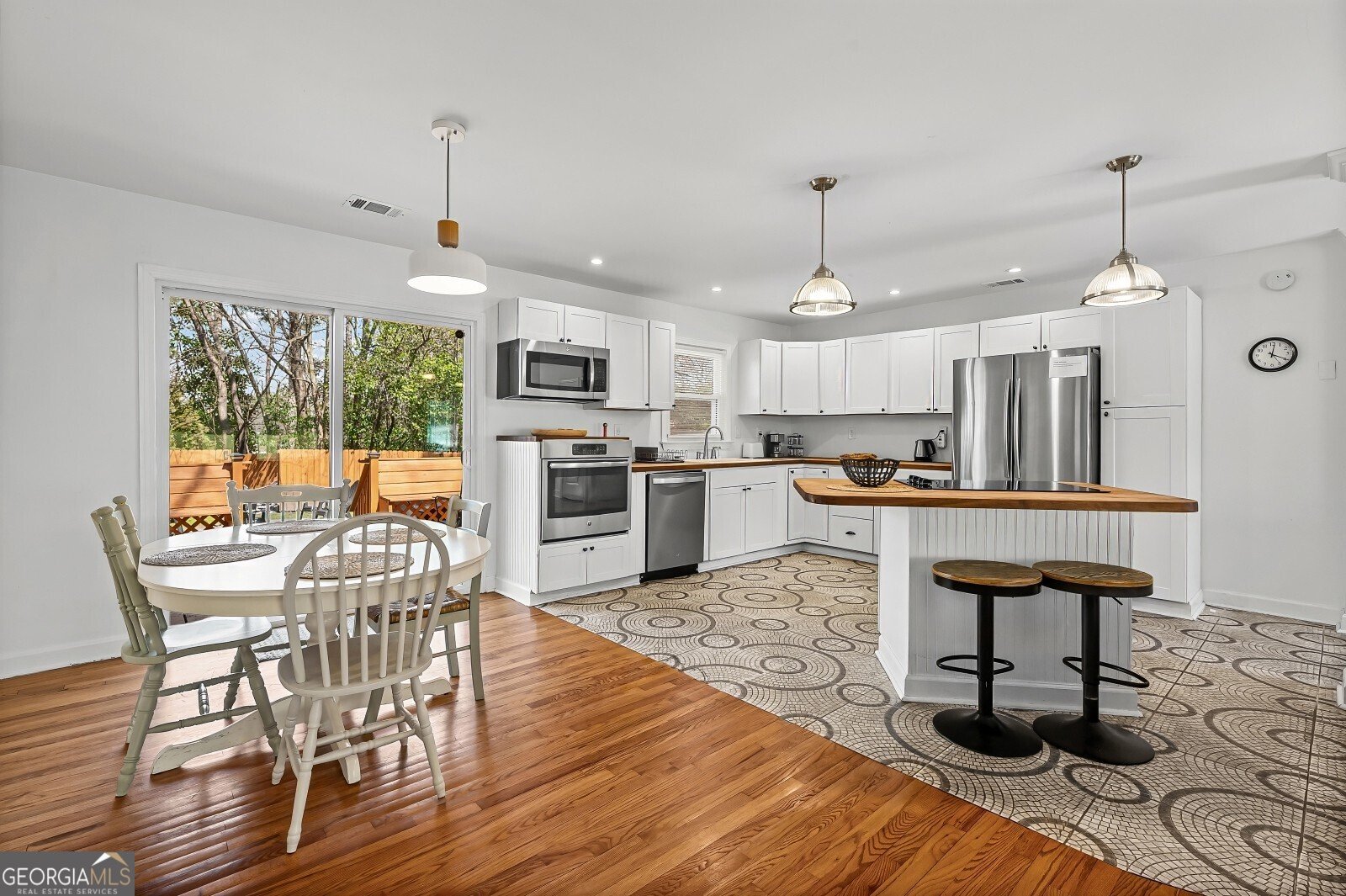 414 Charles Place Roswell - Photo 12