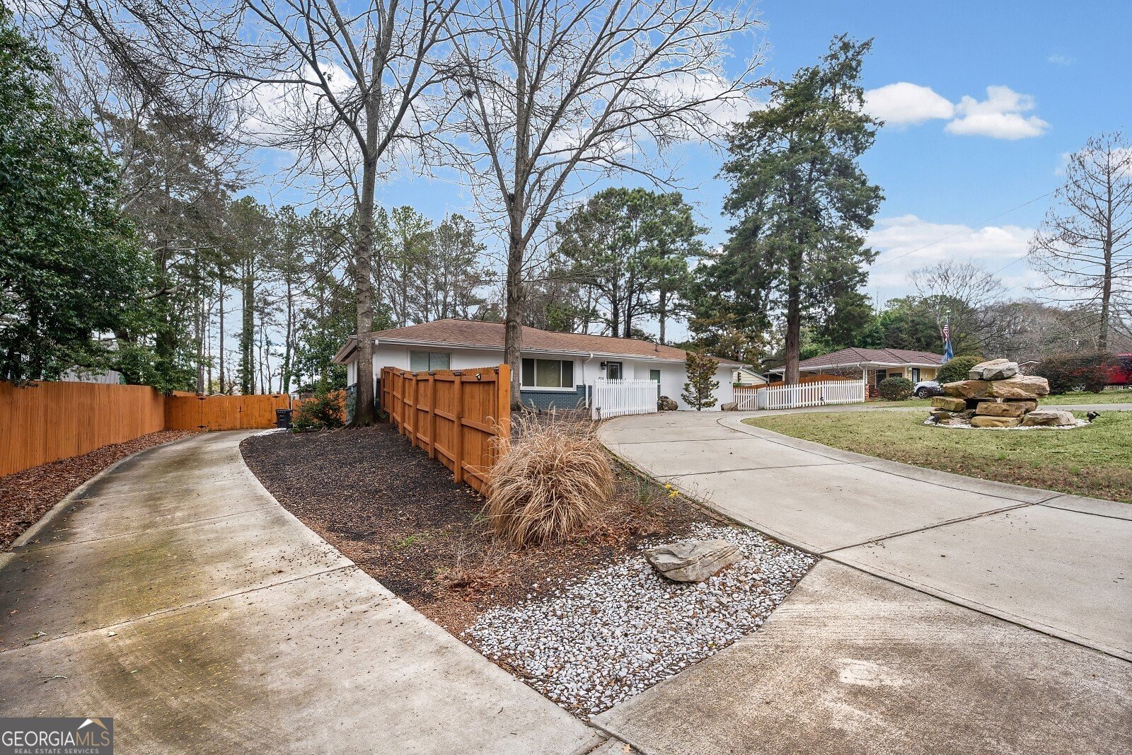 414 Charles Place Roswell - Photo 45