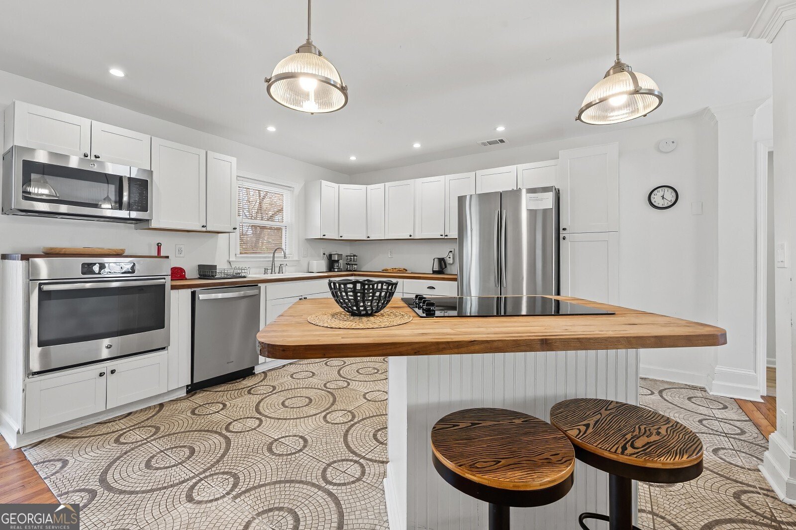 414 Charles Place Roswell - Photo 7