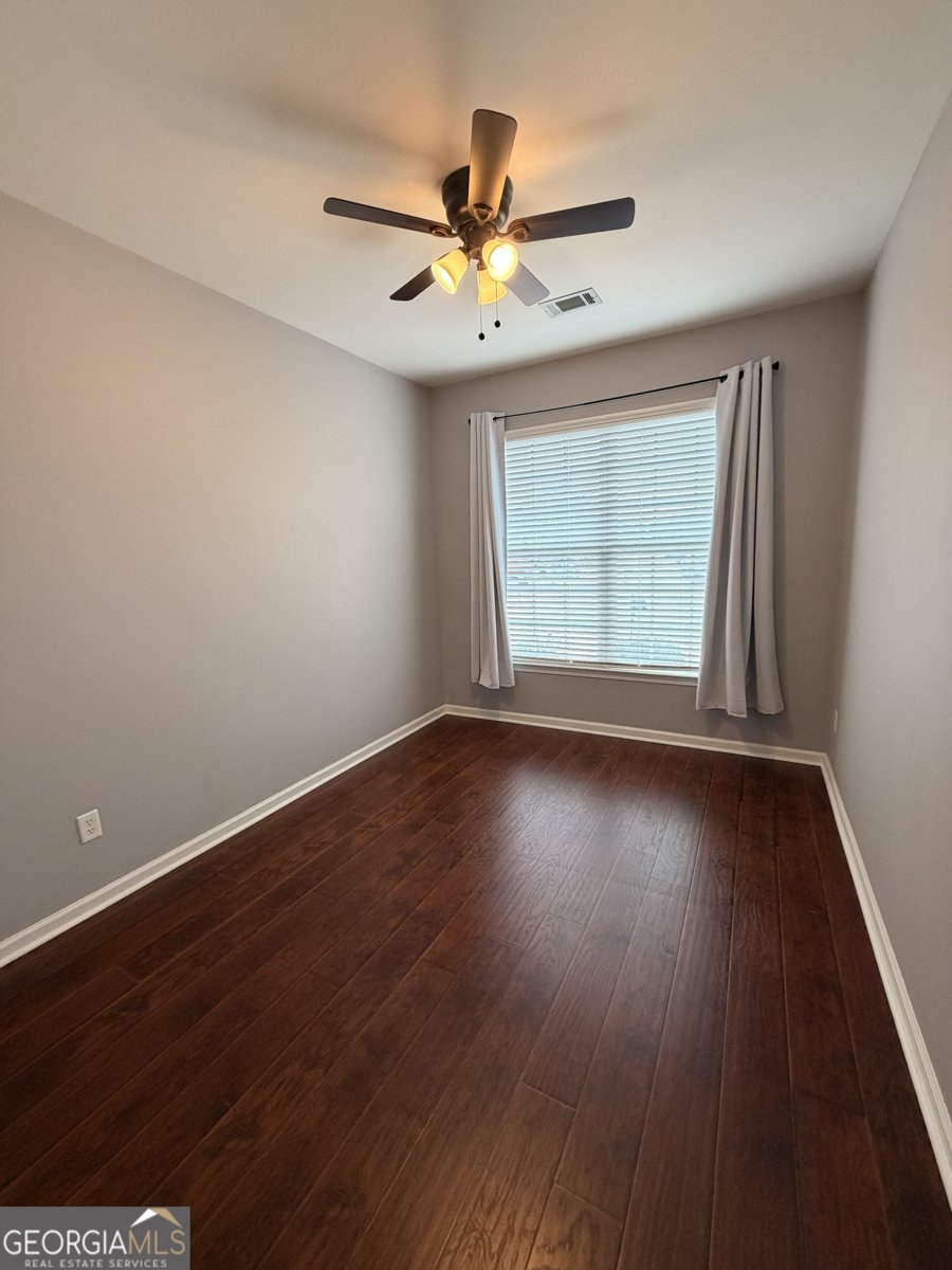 242 River Meadow Drive Lagrange - Photo 16