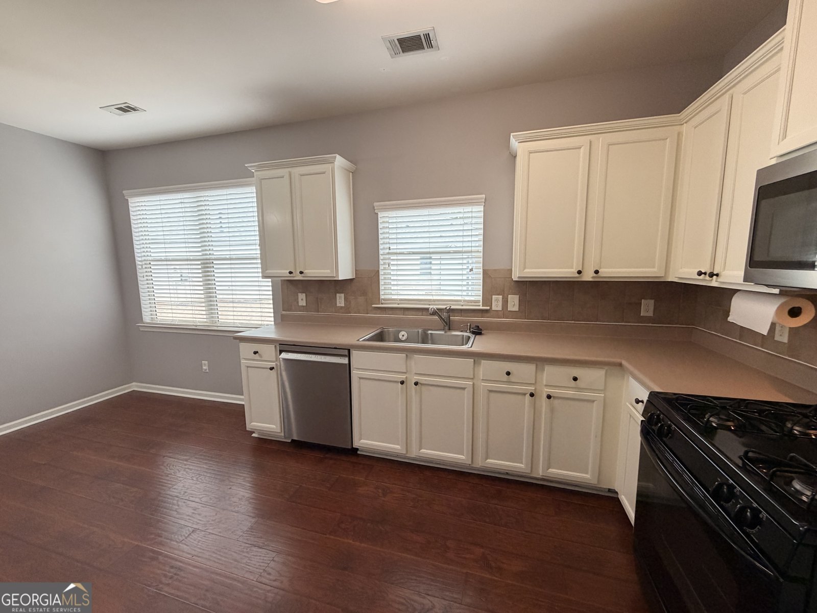 242 River Meadow Drive Lagrange - Photo 7