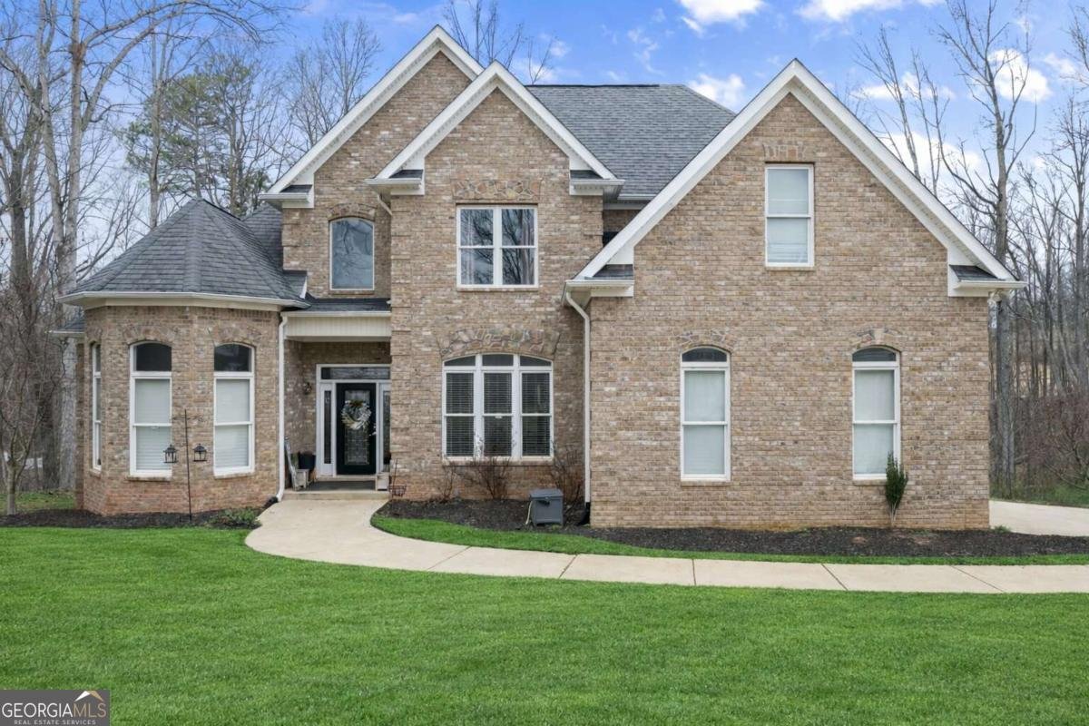 318 Waterford Circle Cornelia - Photo 1