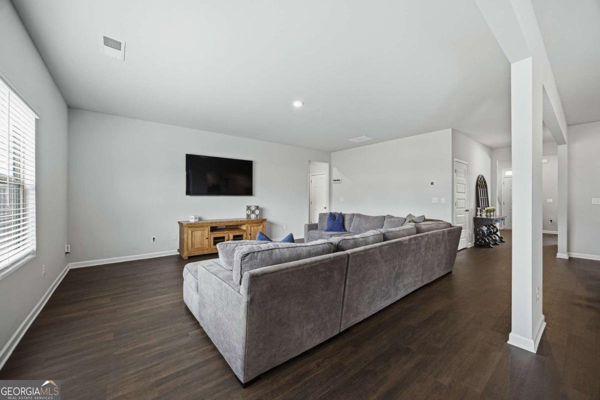 933 Nandina Lane Loganville - Photo 8