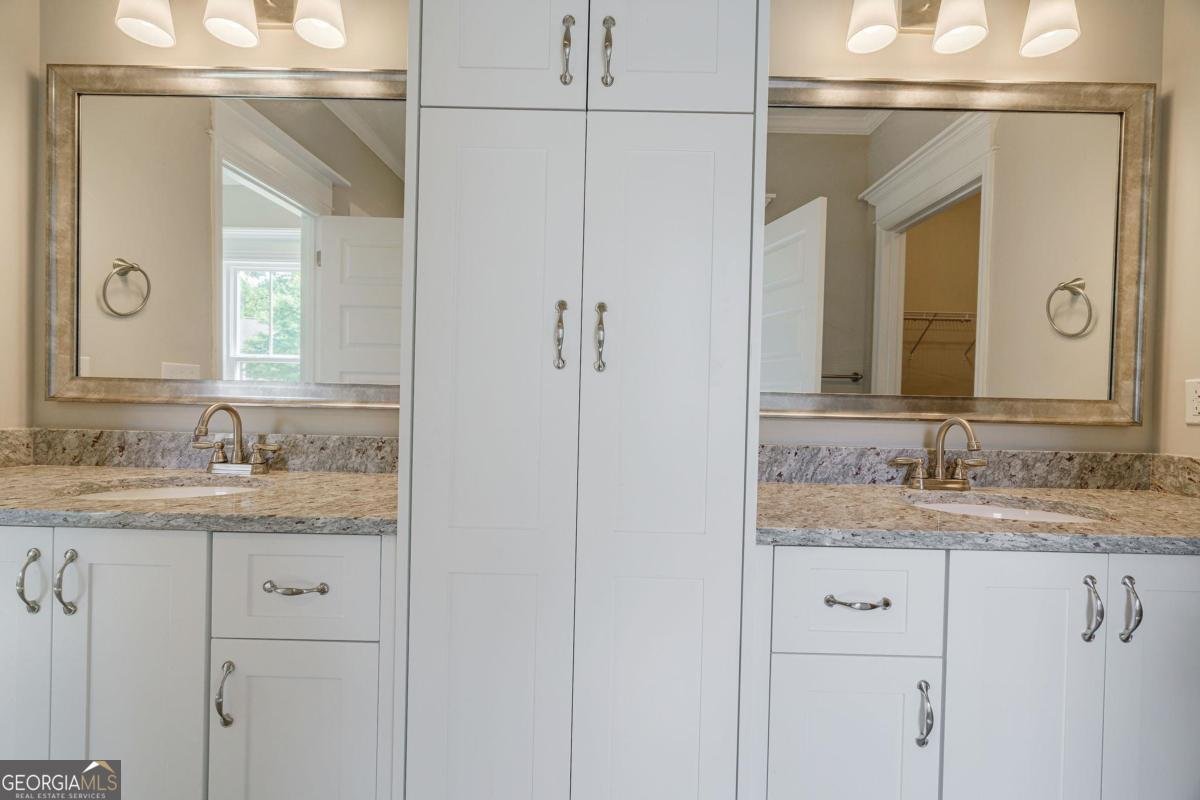 1070 Bridle Trail Greensboro - Photo 32