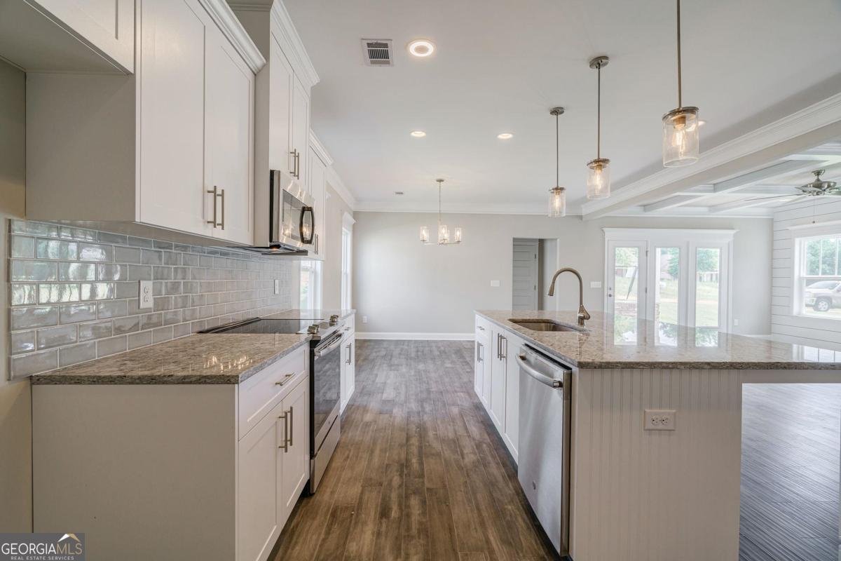 1070 Bridle Trail Greensboro - Photo 43