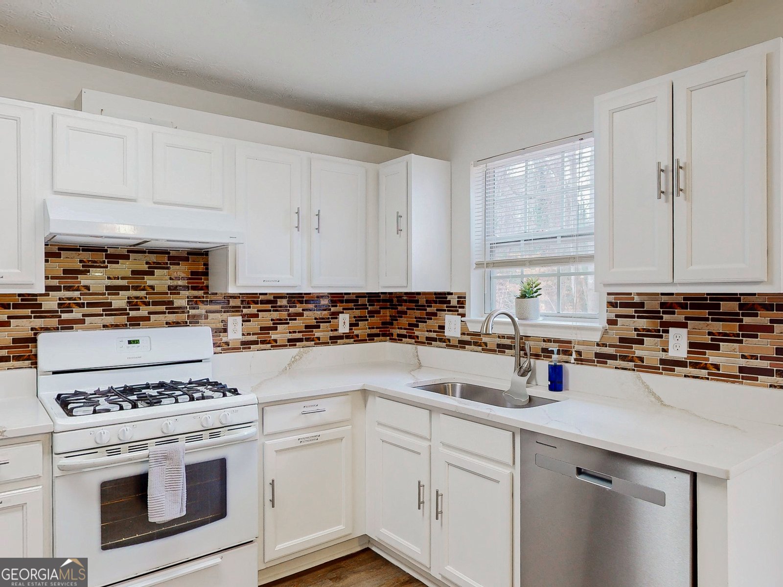 26 Springbottom Drive Lawrenceville - Photo 9